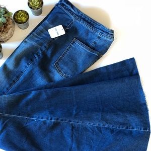 Free People Flare Jeans SIZE:27